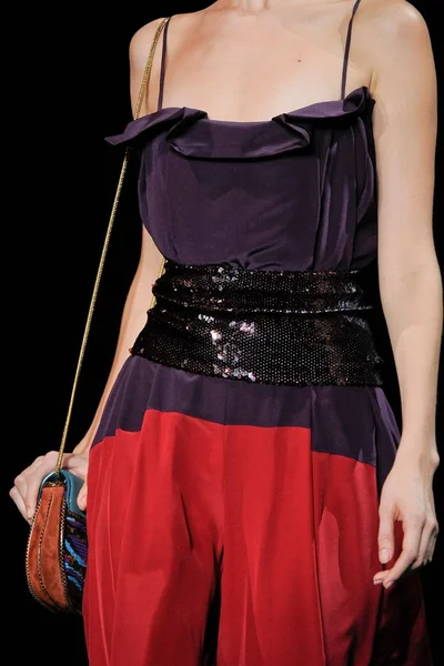 Look 70